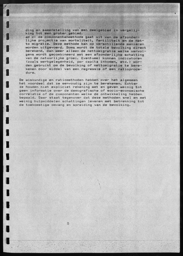 De verwachte bevolkingsontwikkeling op curacao tot het jaar 2000 volgens een drietal projectiemethoden - Page 5